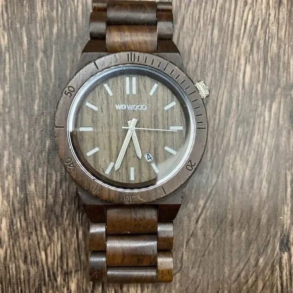 Wewood 100% Natural Wood Watch With Date Display New Battery - Picture 2 of 12